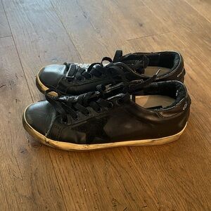 Golden goose rare sneaker